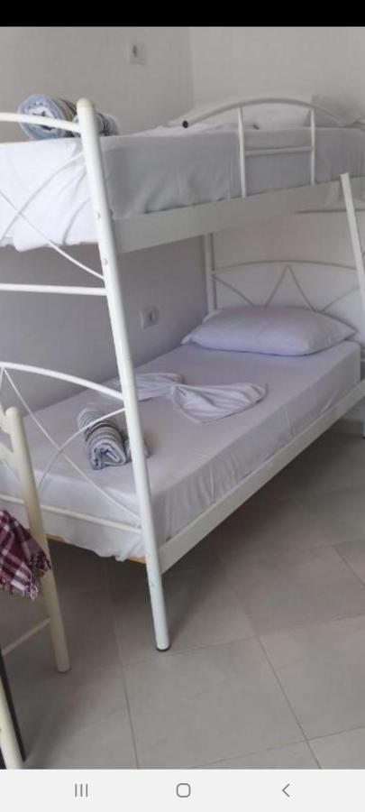 קסאמיל Arjan Dyli Guesthouse מראה חיצוני תמונה