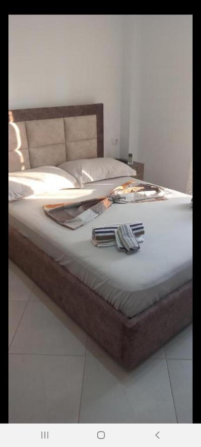 קסאמיל Arjan Dyli Guesthouse מראה חיצוני תמונה