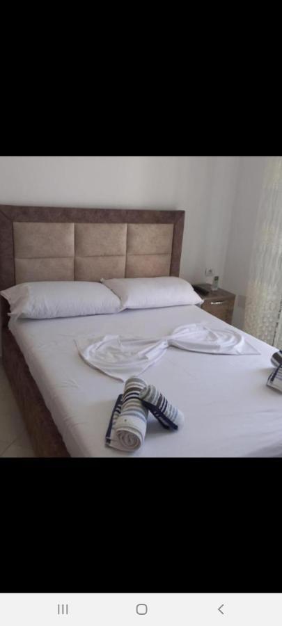 קסאמיל Arjan Dyli Guesthouse מראה חיצוני תמונה